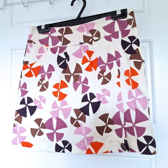 Made in Canada Never Worn  Cute and Colourful Floral Golf Skirt - Picture 1 of 9